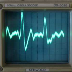 Pengukuran sinyal dari sensor detak jantung dengan osiloskop