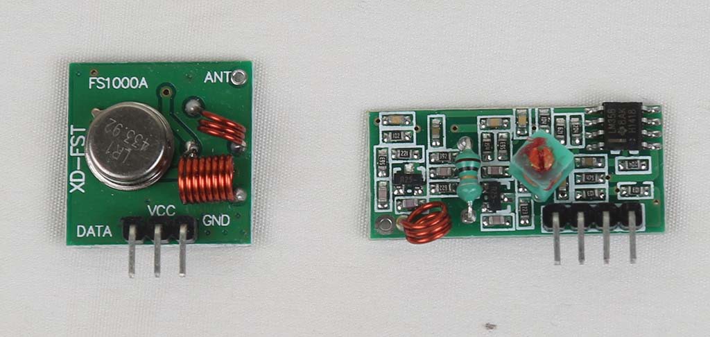 XD-RF-5V 433 MHz Wireless RF Transmitter and Receiver Kit