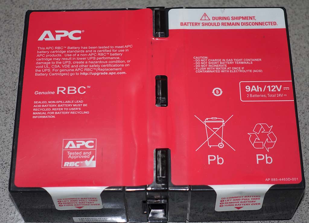 Batere APCRBC124 merah red