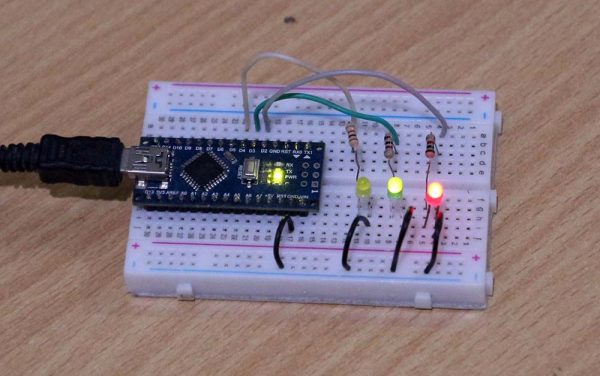 Arduino dengan LED berkedip