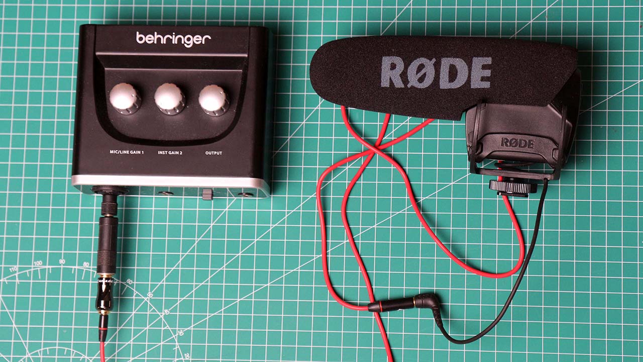 Mikrofon Rode VideoMic Pro dengan Behringer UM2