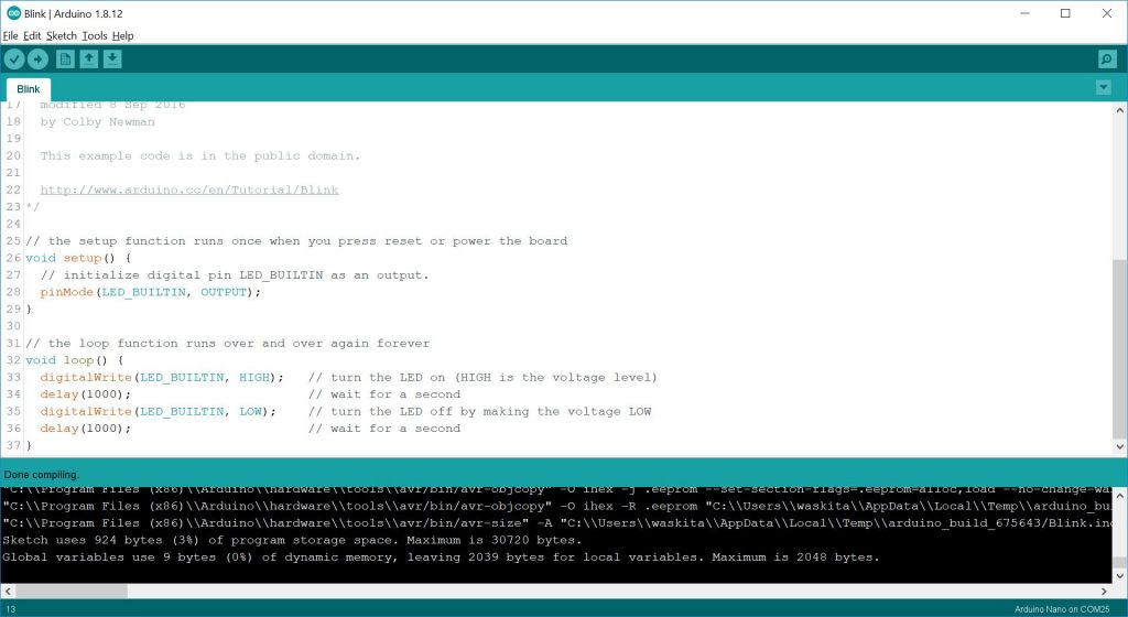 Arduino IDE dengan program Blink