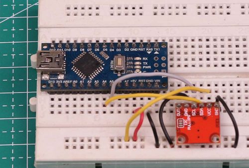 Rangkaian Arduino Nano dan MCP4725 di breadboard