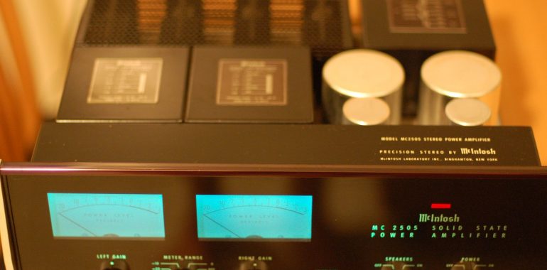 Audio amplifier 100 watt stereo