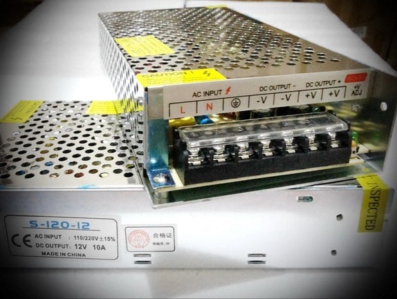 Adaptor 12V 10A berapa Watt - Elektrologi