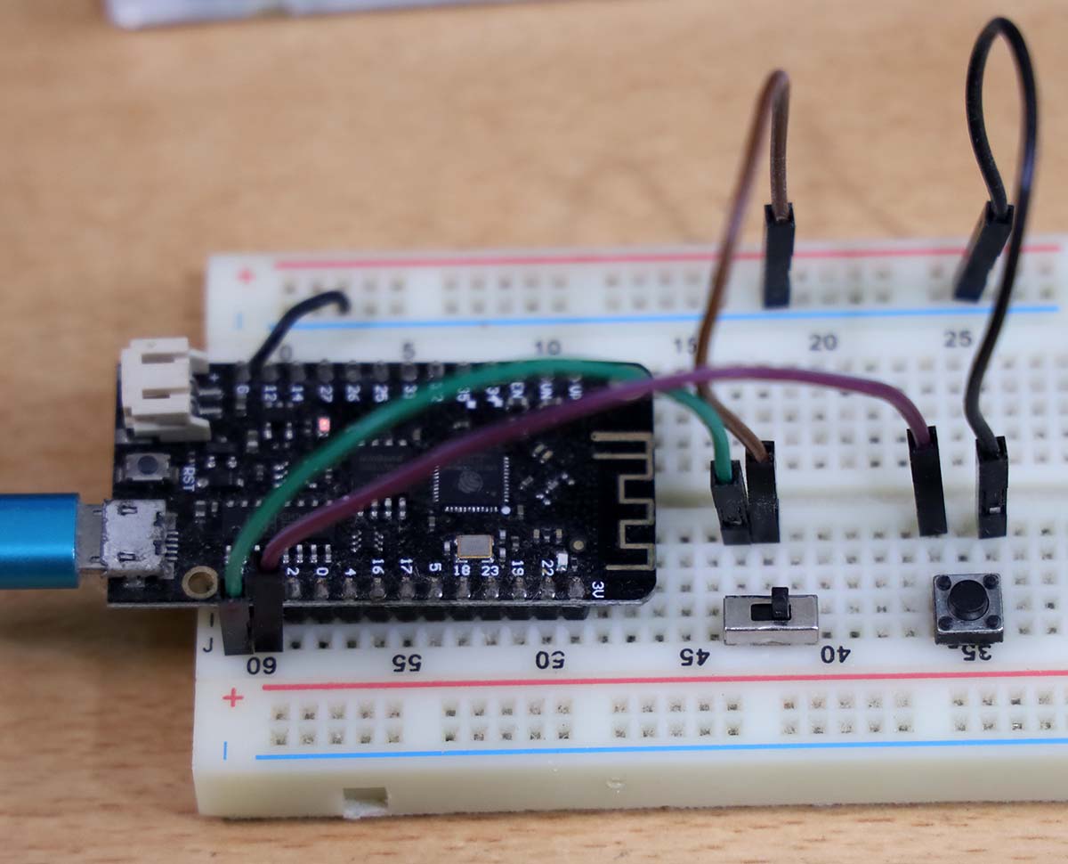 Telemetri Data Sakelar Dengan Thingsboard