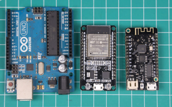 Arduino UNO R3, ESP32 Devkit-C  , ESP32 Lolin32 Lite
